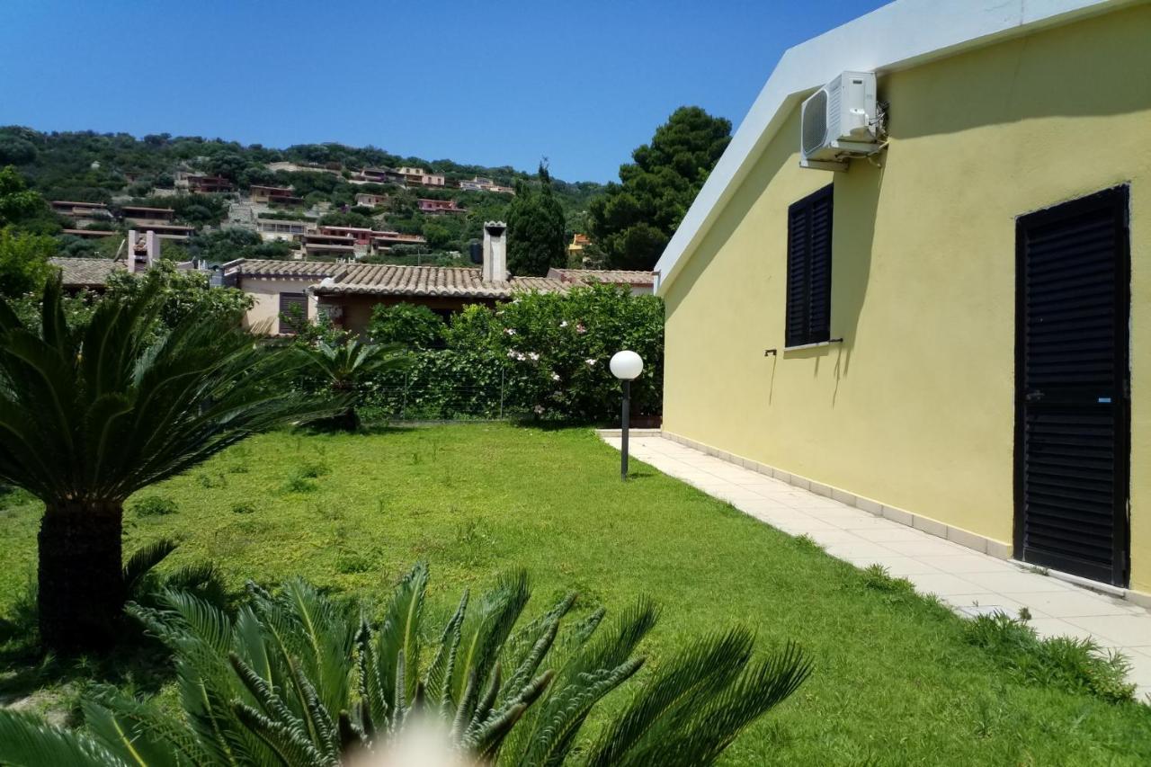 Villa Azzurra Nel Centro Di Коста Рей Екстериор снимка