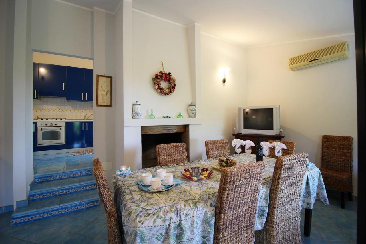 Villa Azzurra Nel Centro Di Коста Рей Екстериор снимка