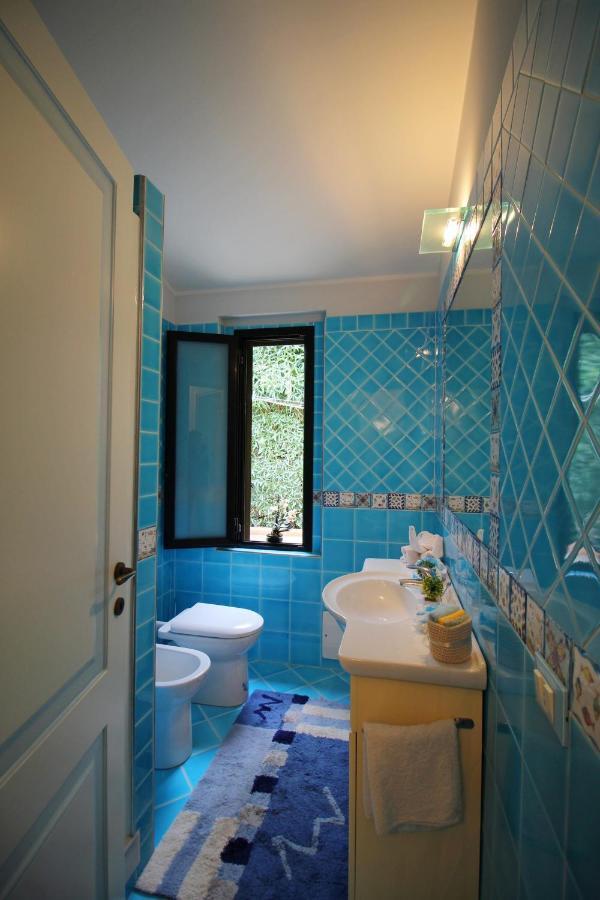 Villa Azzurra Nel Centro Di Коста Рей Екстериор снимка