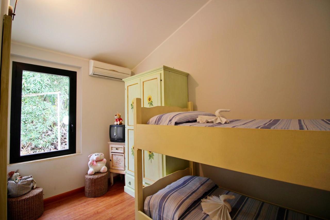 Villa Azzurra Nel Centro Di Коста Рей Екстериор снимка