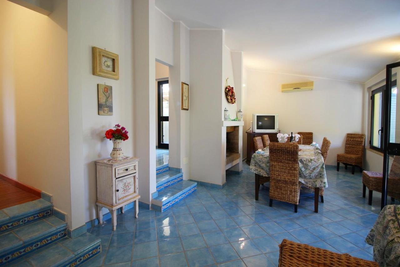 Villa Azzurra Nel Centro Di Коста Рей Екстериор снимка